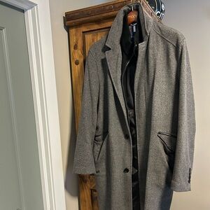 Men’s Cole Haan taupe overcoat with zipped enclosed liner and buttoned front